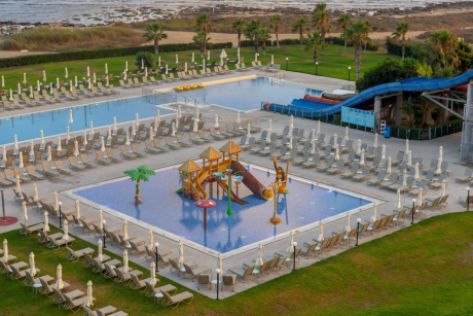 Louis Phaethon Beach 4*, Páfosz